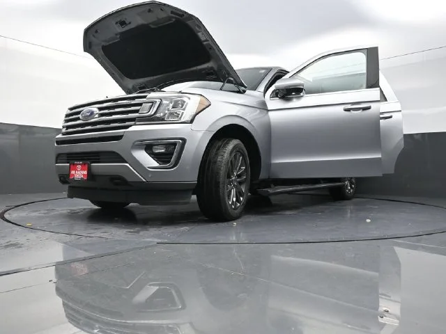 Used 2020 Silver Ford Limited image 41