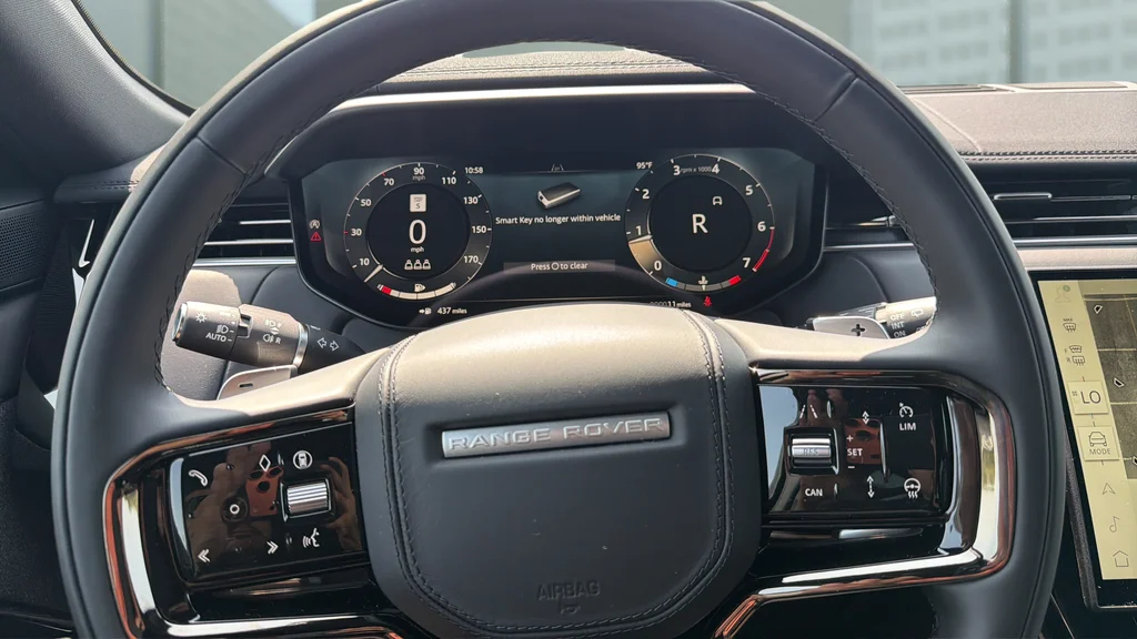 New 2026 White Land Rover Dynamic SE image 24
