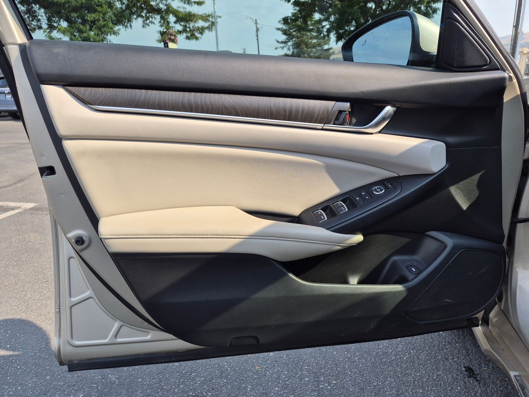 2020 Honda Accord EX - Photo 12