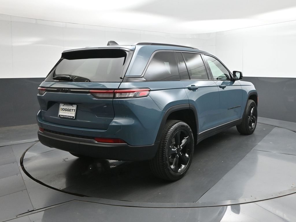 New 2026 Steel Blue Exterior Paint Jeep Limited image 8