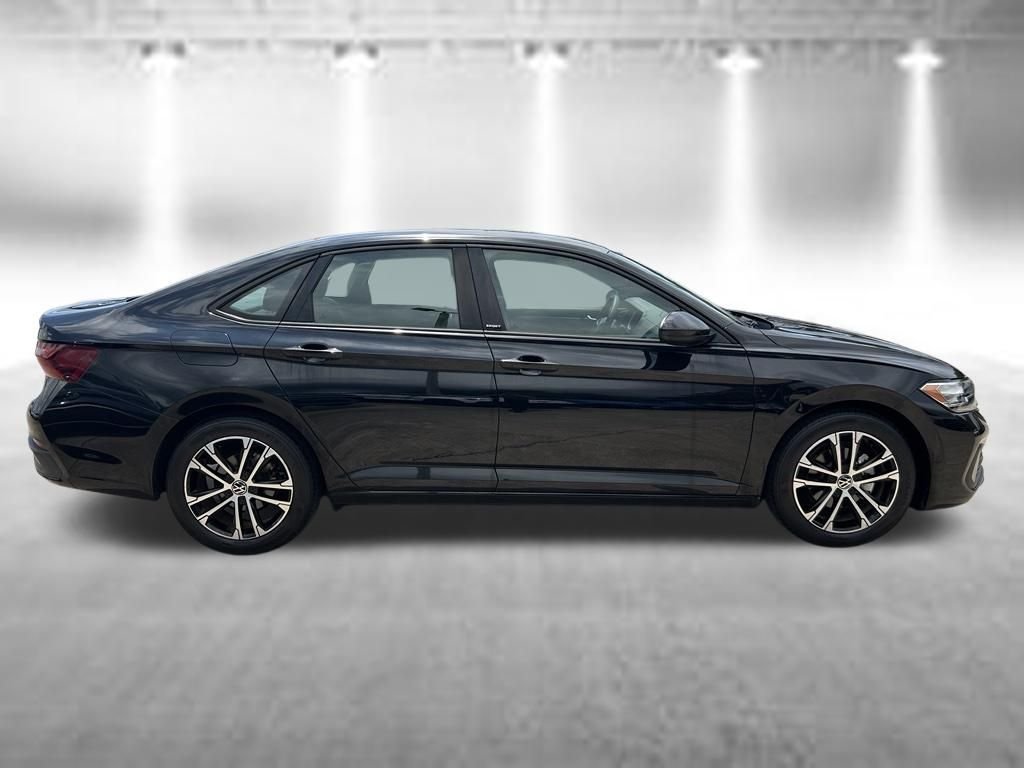 Certified Used 2024 Black Volkswagen 1.5T Sport image 7
