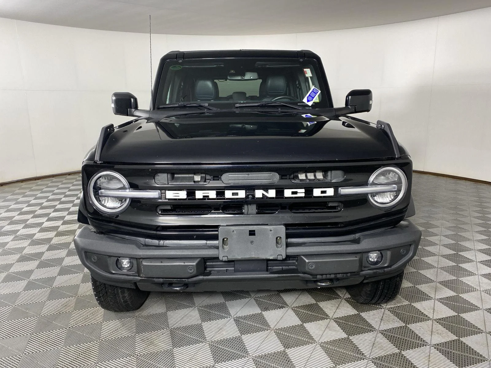 Used 2022 Shadow Black Ford Outer Banks Advanced image 12
