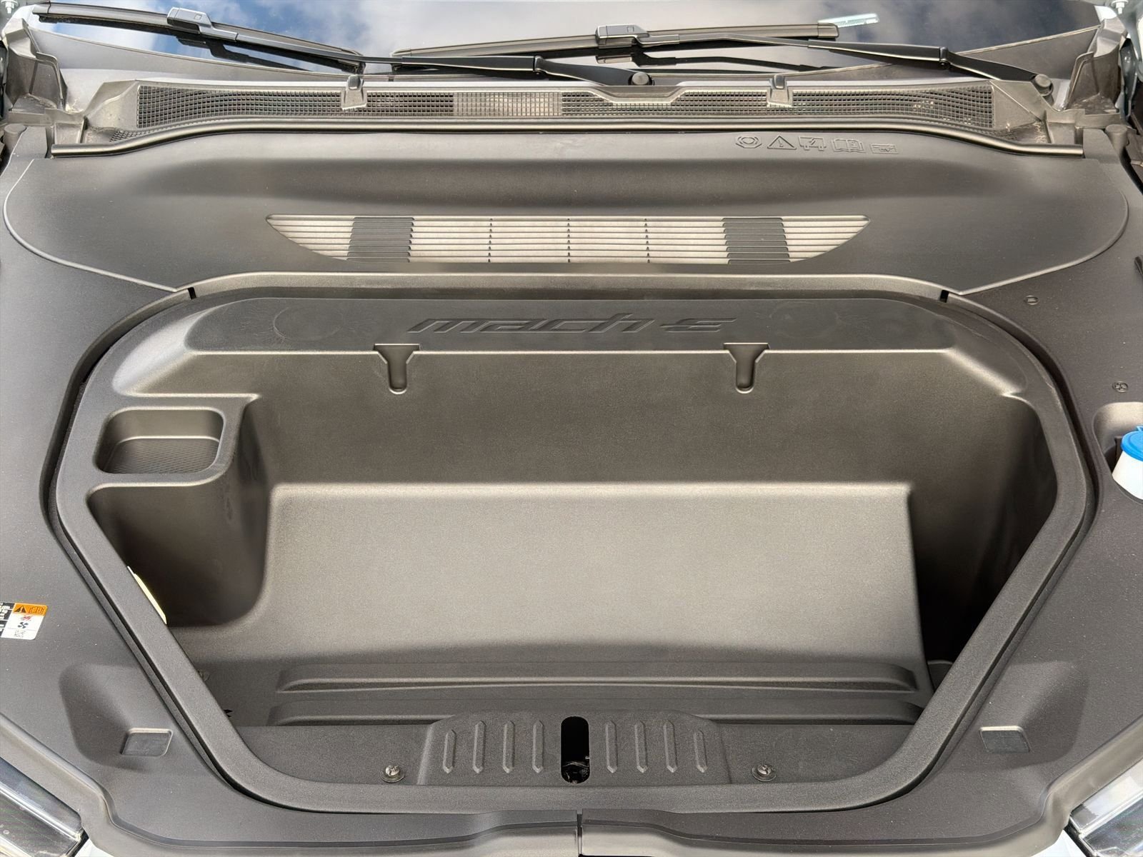 2025 Ford Mustang Mach-E Premium - Photo 15