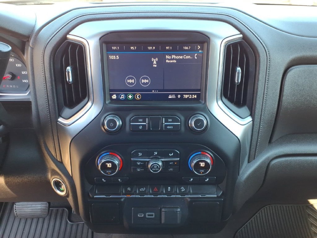 Used 2020 Blue Metallic Chevrolet LT image 8