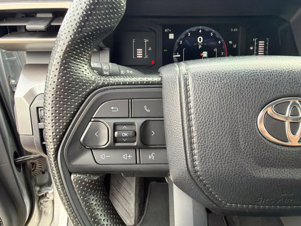 Used 2024 Silver Toyota SR5 image 9