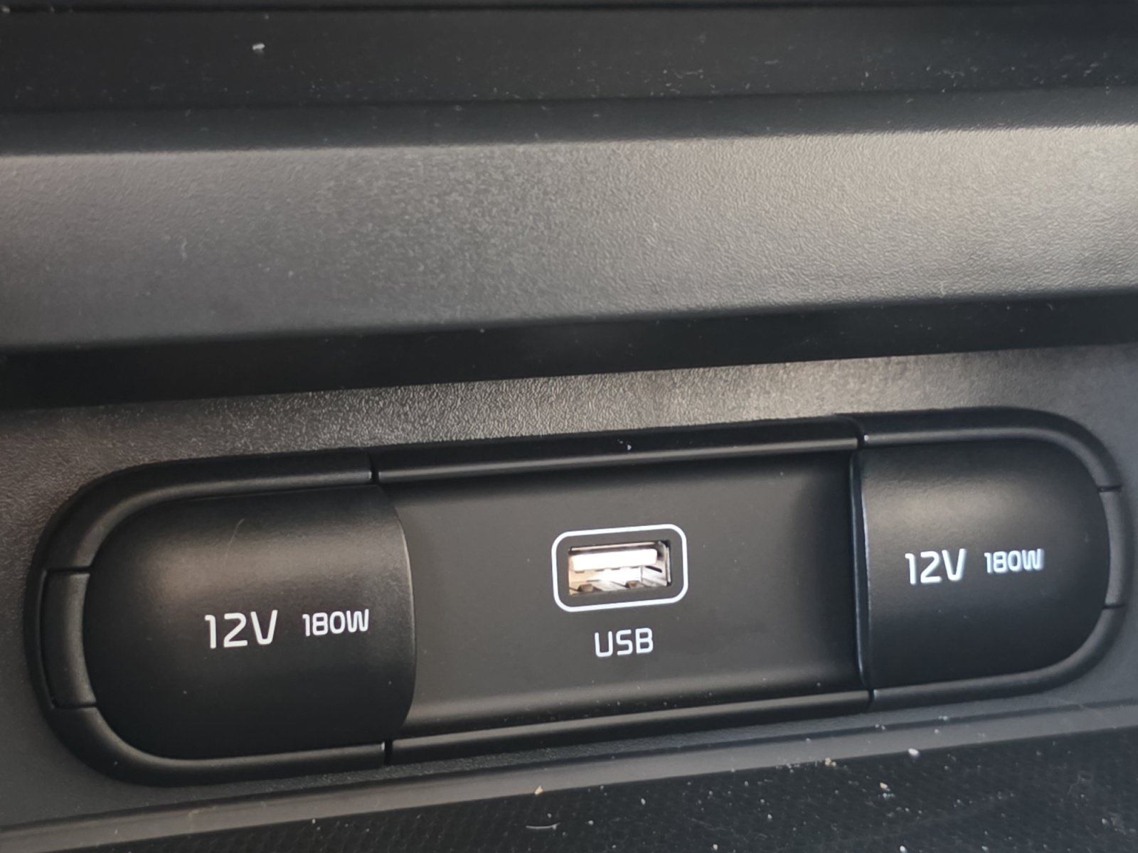 Certified Used 2025 Steel Gray Kia LX image 19