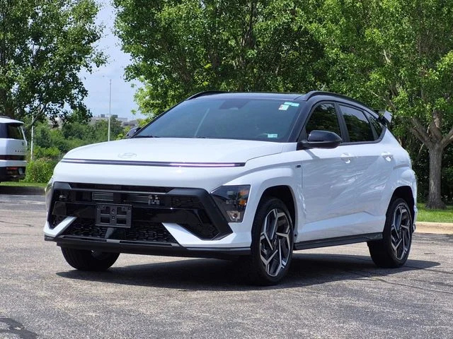 Certified Used 2025 White Hyundai N Line image 3