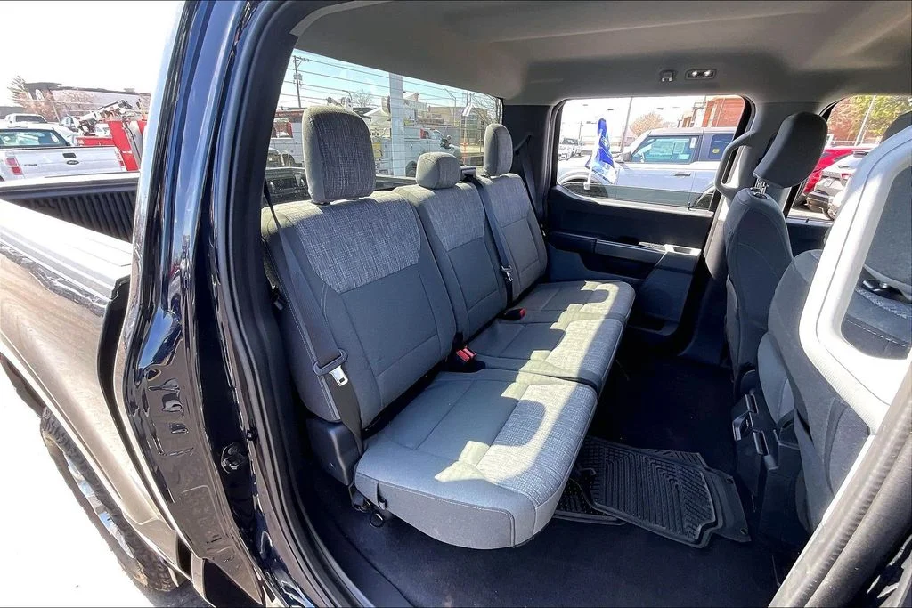 Used 2023 Blue Ford XLT image 23
