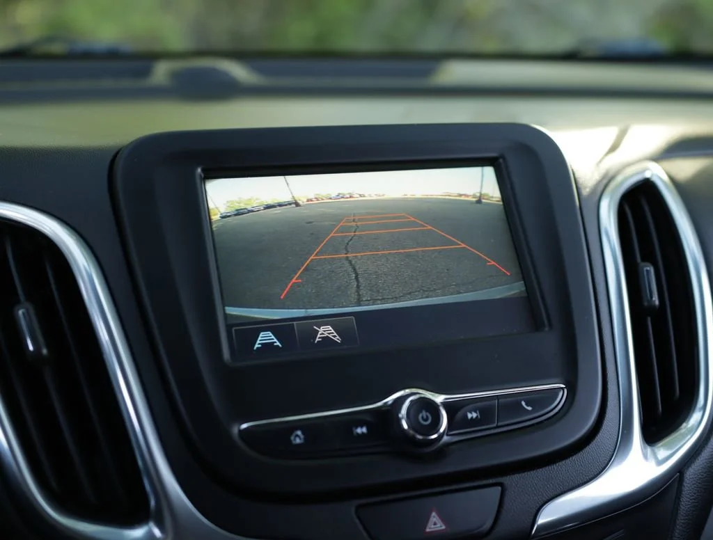 Used 2018 PEPPERDUST METALLIC Chevrolet LT image 14