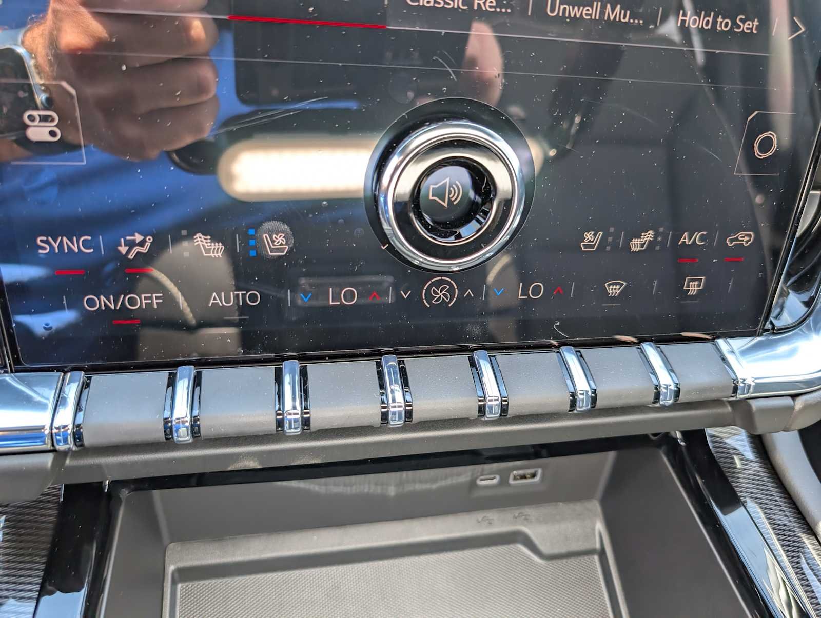 2026 GMC Yukon XL Elevation - Photo 27