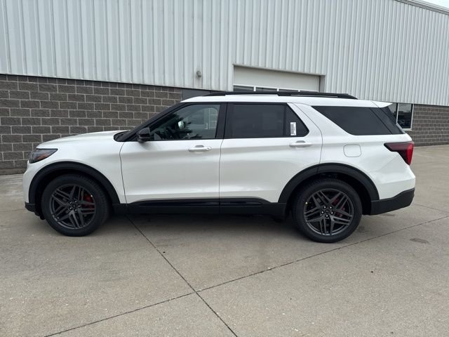 New 2026 Star White Metallic Tri-Coat Ford ST image 9