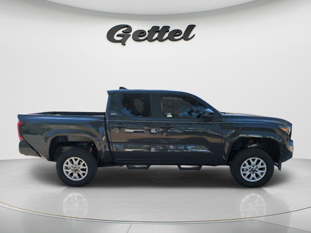 2025 Toyota Tacoma SR5 - Photo 4