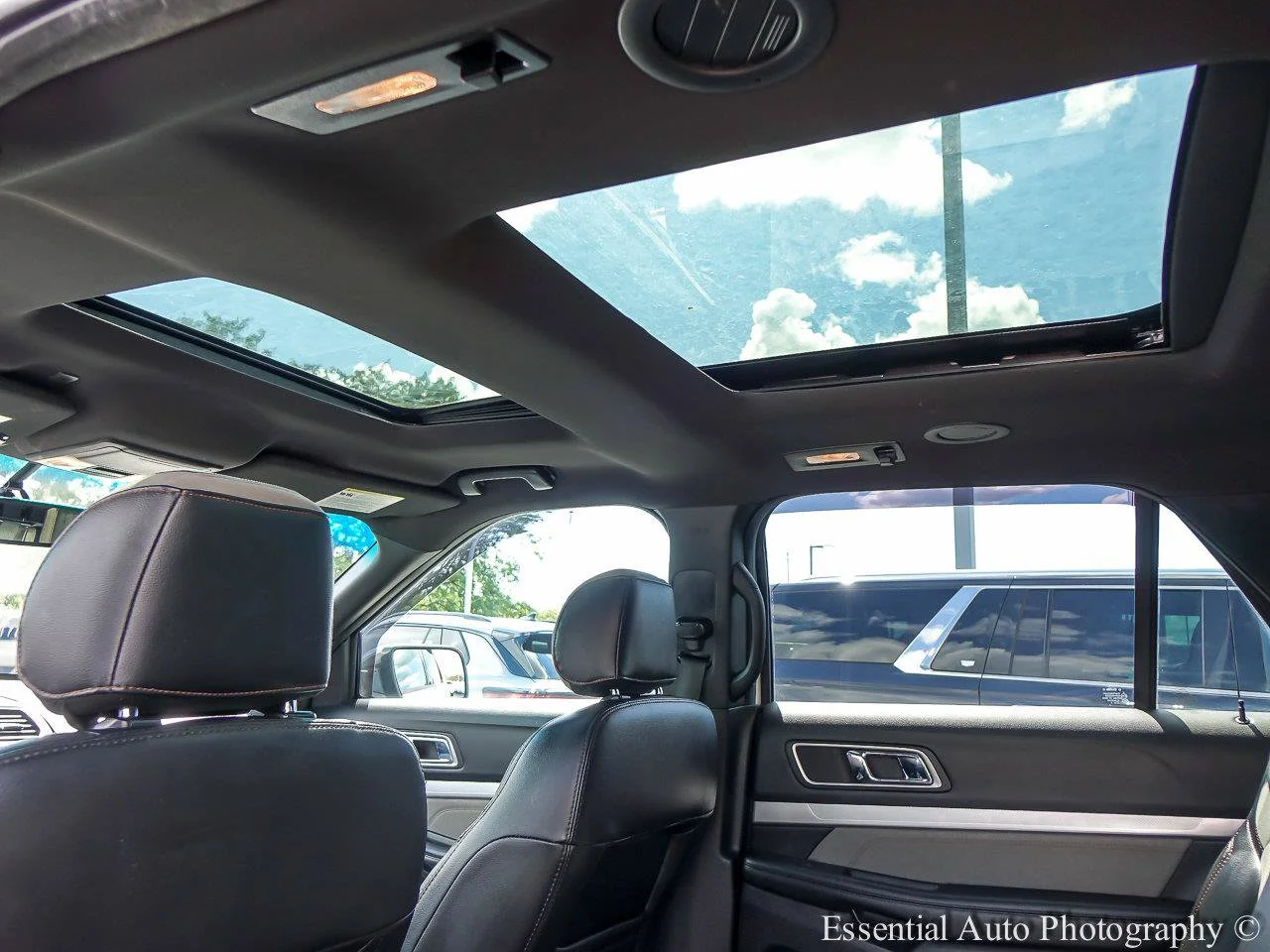 Used 2017 Oxford White FORD XLT image 11