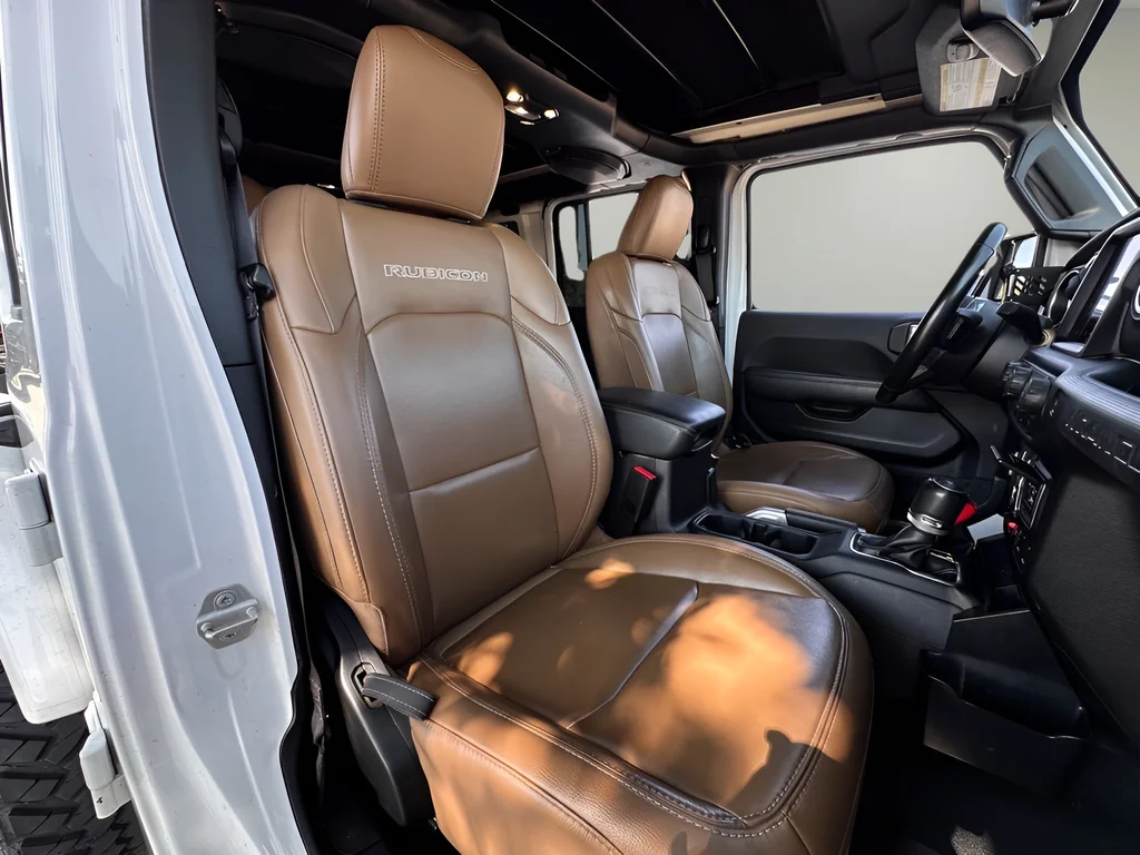 Used 2022 White Jeep Unlimited Rubicon 4xe image 21
