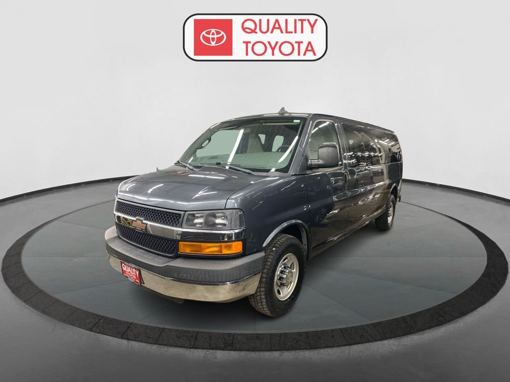 2016 Chevrolet Express 3500 LS Extended's photo