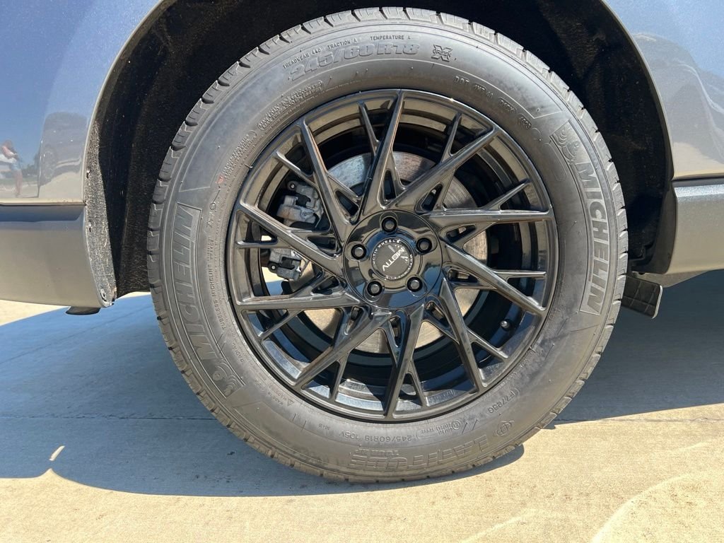 Used 2024 Gray Metallic Ford SEL image 32