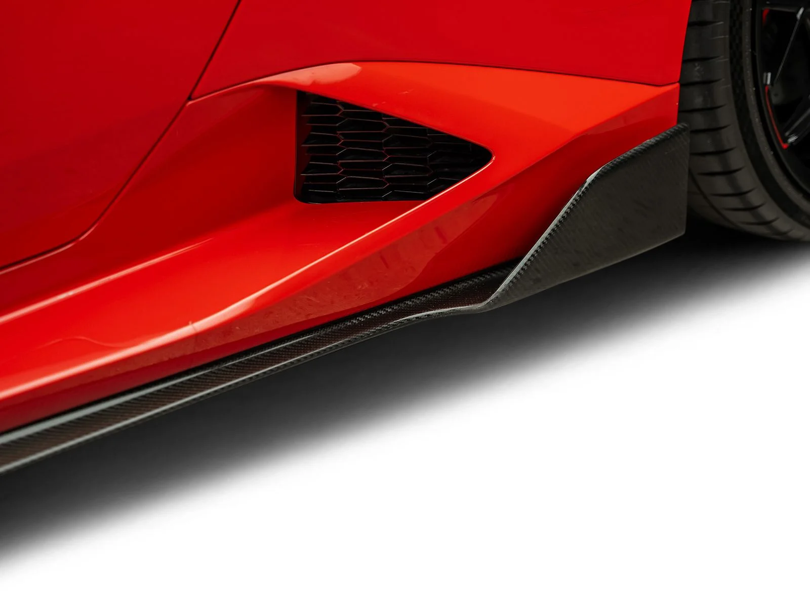 Used 2016 Red Lamborghini LP610-4 image 28