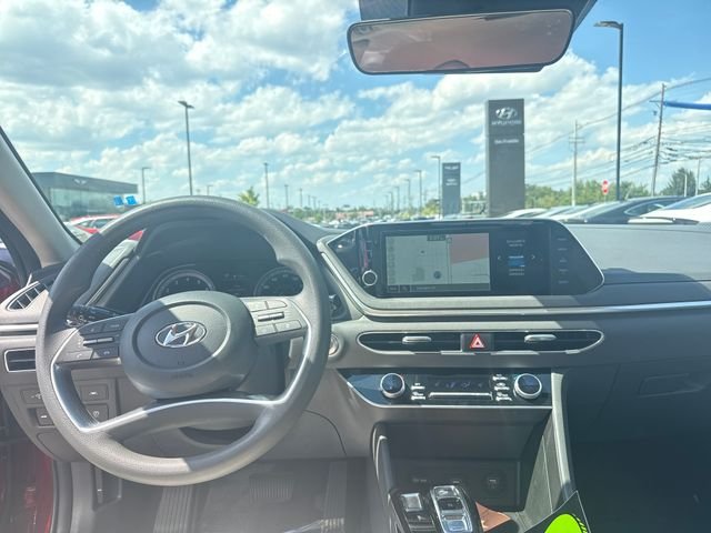 Used 2023 Red Hyundai SEL image 15