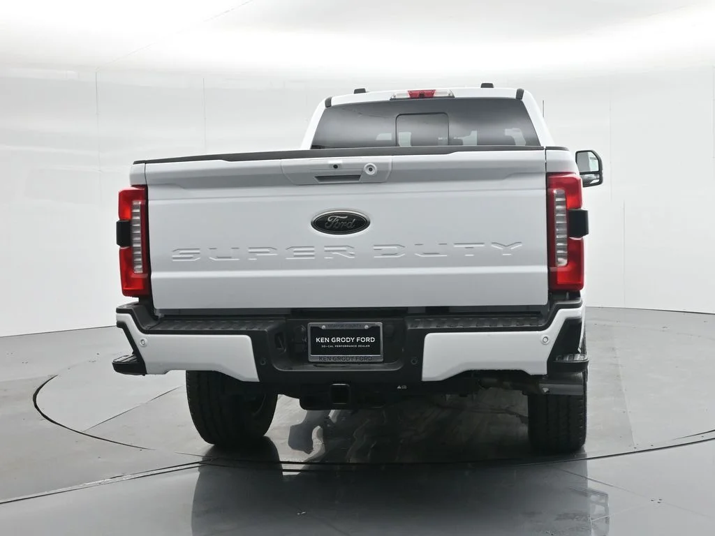 New 2026 Oxford White Ford Lariat image 37