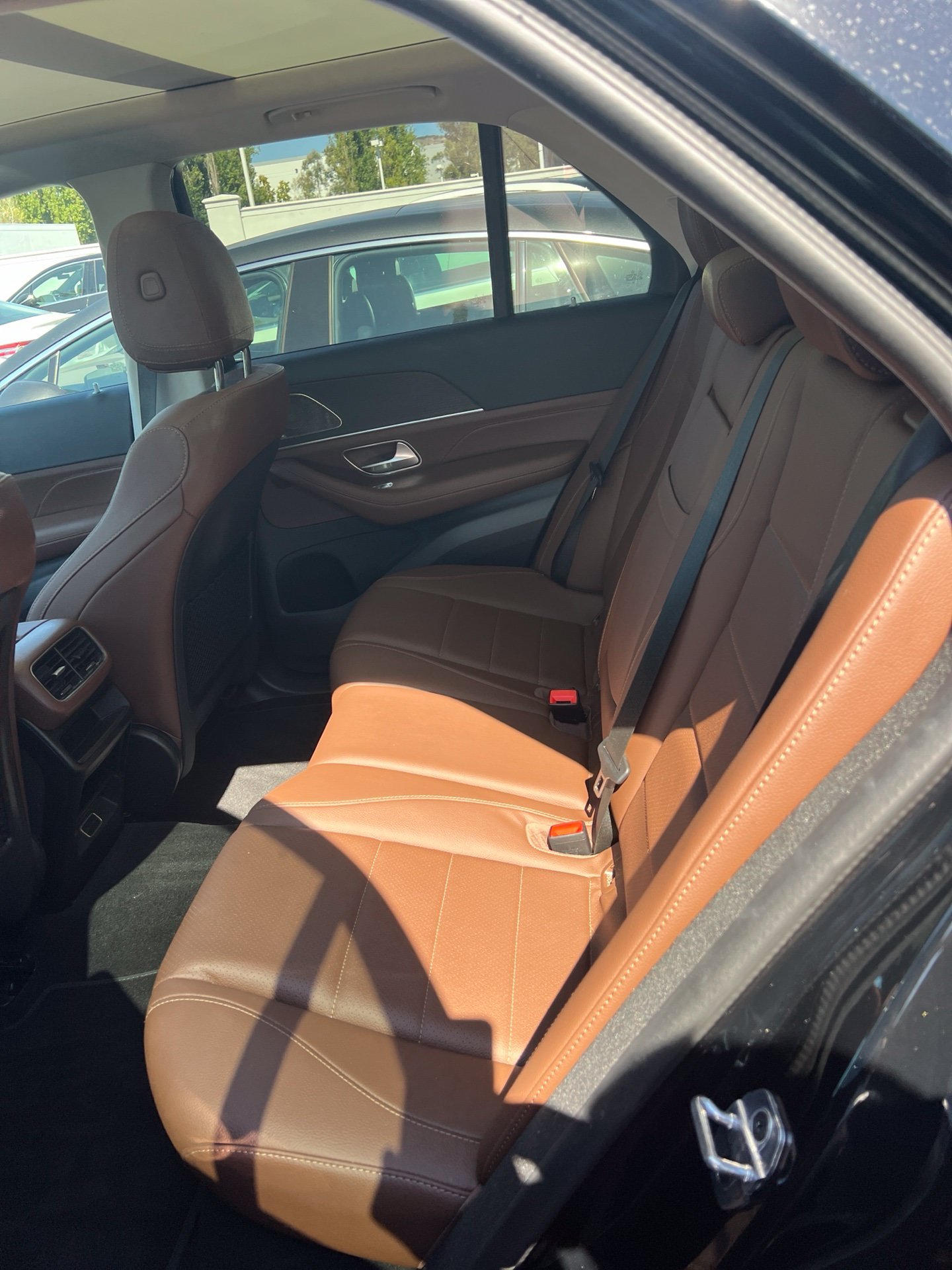 Used 2026 Black Mercedes-Benz GLE 450e image 6