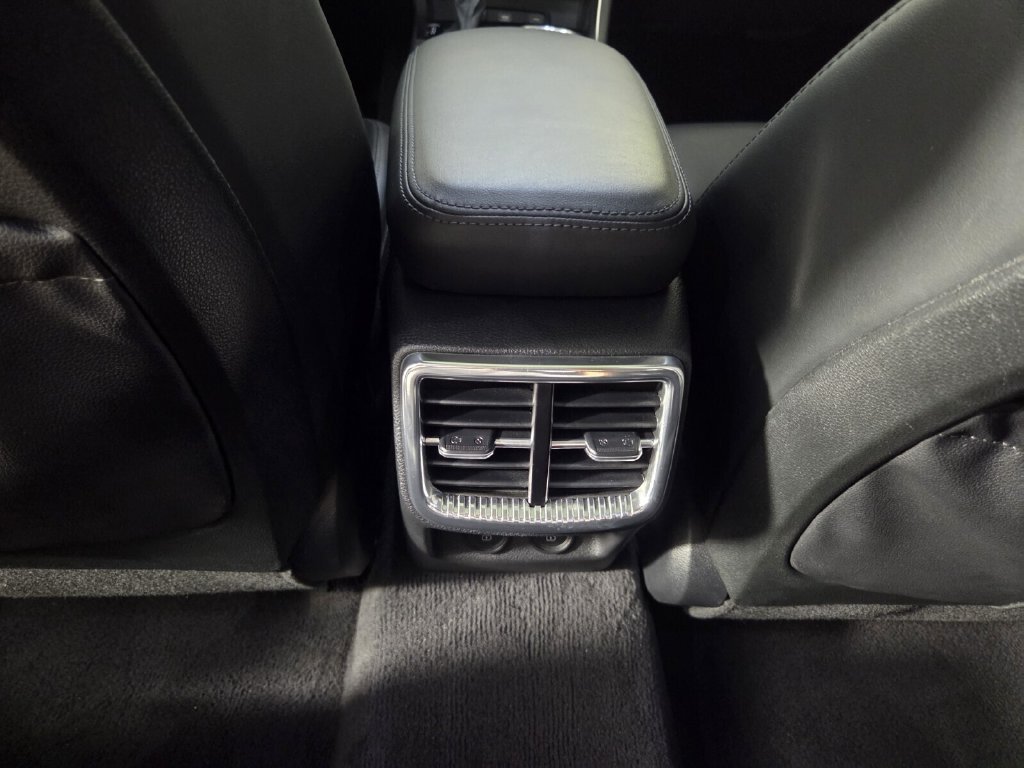 Certified Used 2024 Gravity Gray Kia EX image 26