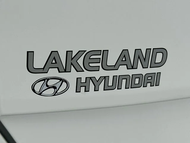 New 2027 Hyundai KONA SE