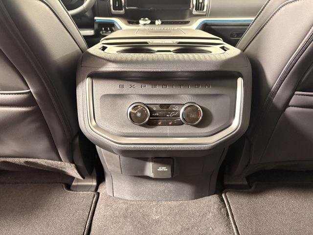 New 2026 Glacier Gray Metallic Tri-Coat Ford Platinum® image 63