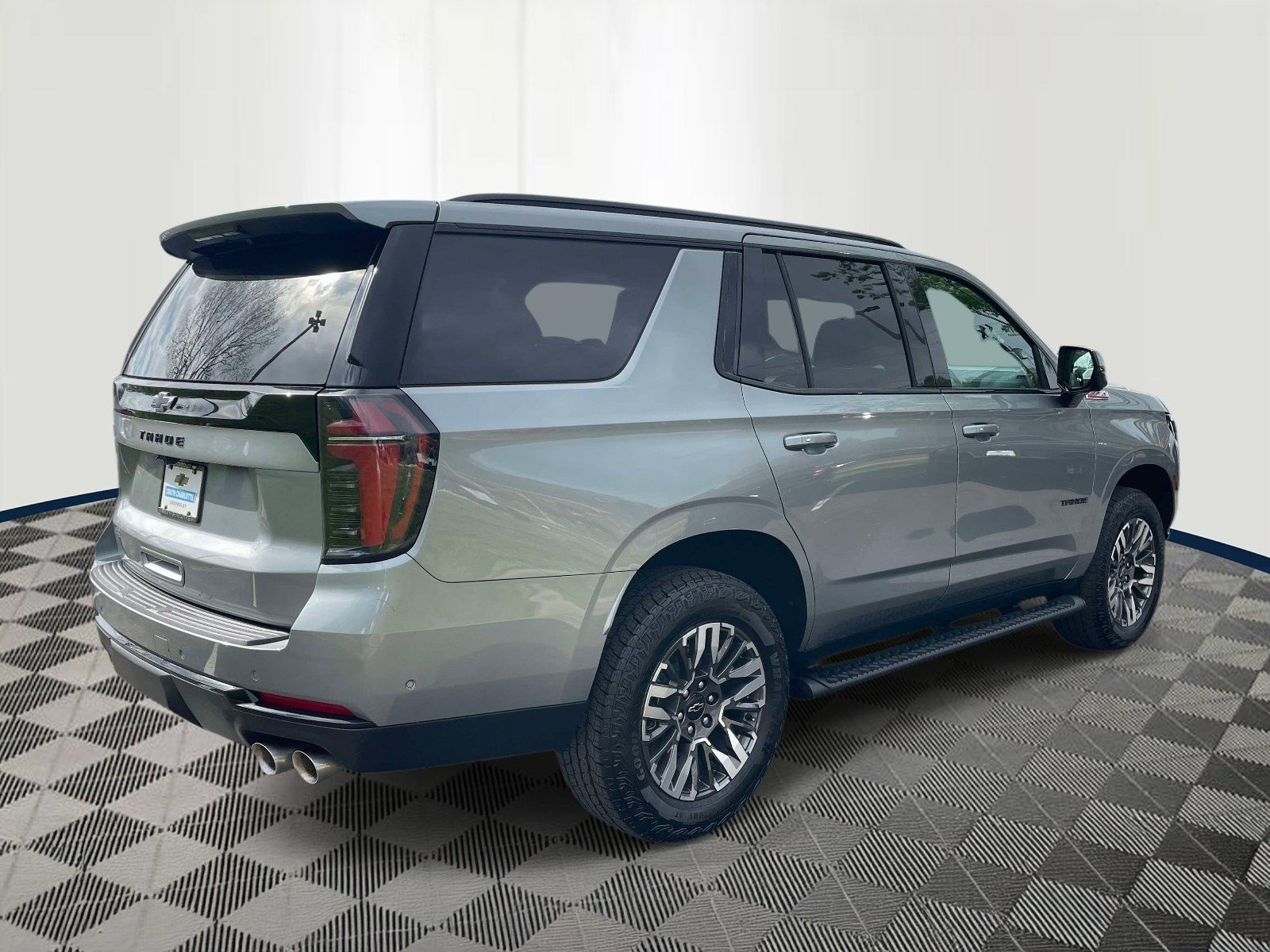 View vehicle photo 5