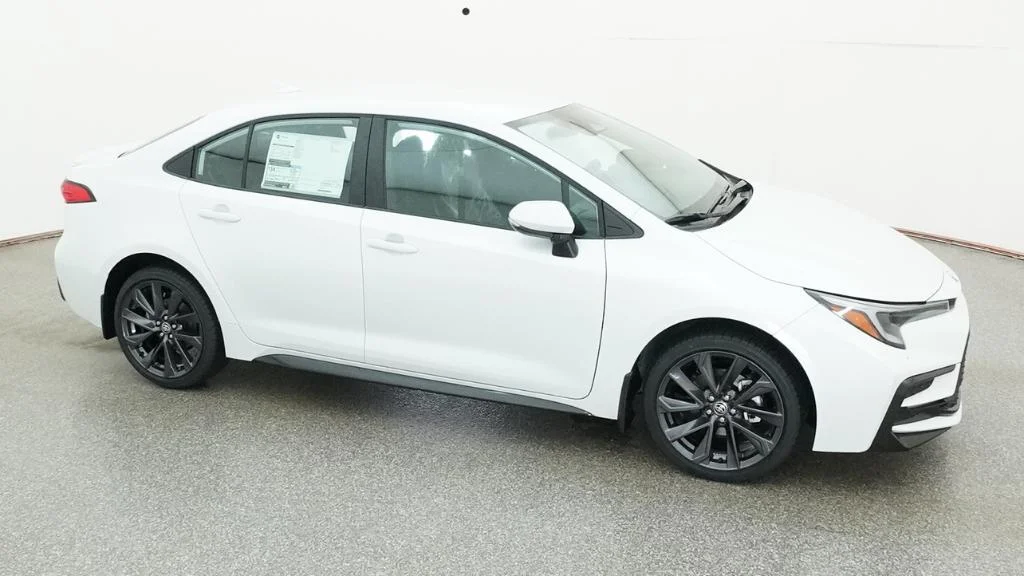 New 2026 Wind Chill Pearl Toyota SE image 10