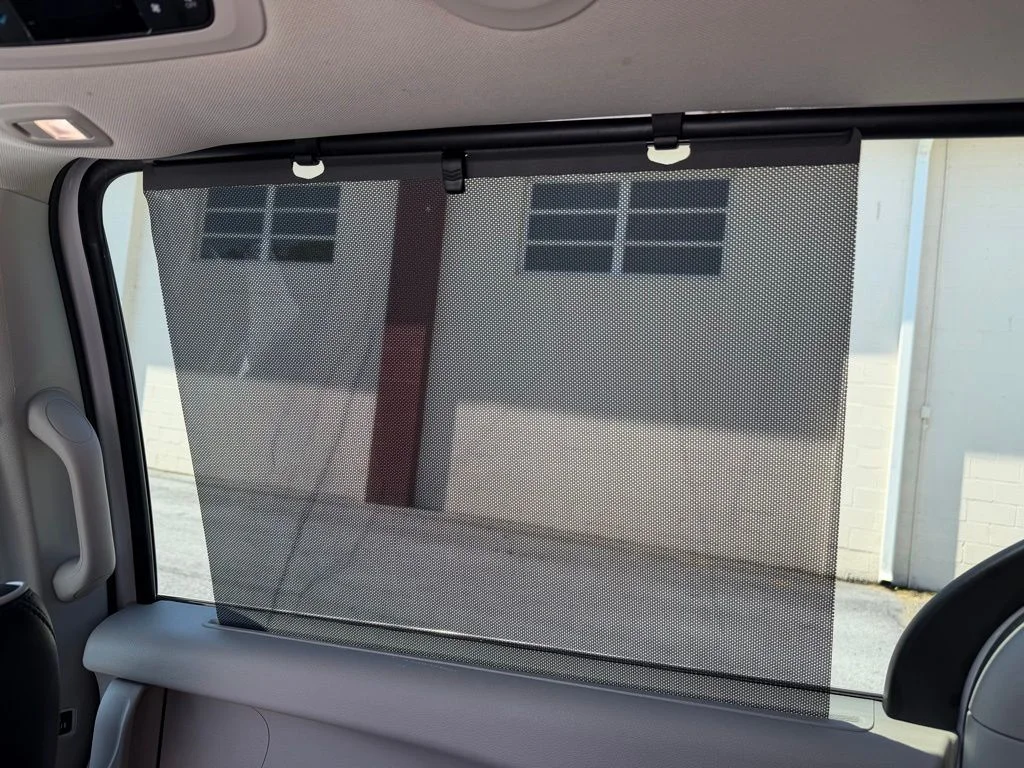 Used 2023 White Chrysler Limited image 25