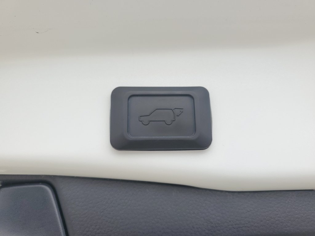 Certified Used 2023 Ice Toyota XLE image 10