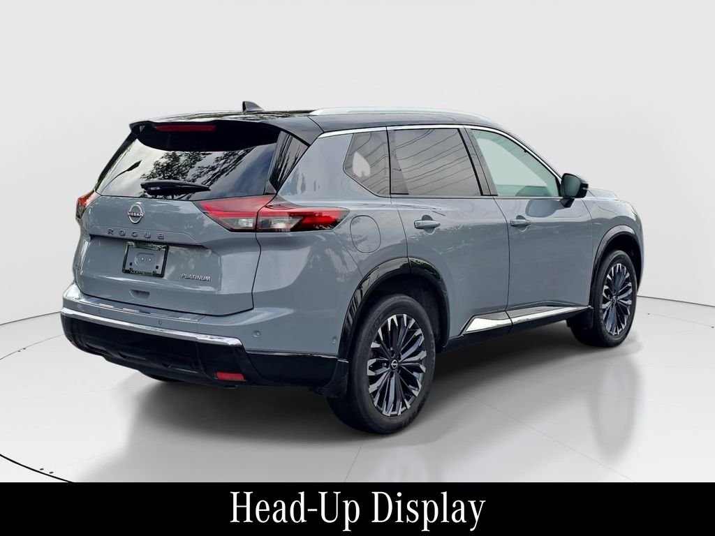 Used 2024 Gray Nissan Platinum image 4