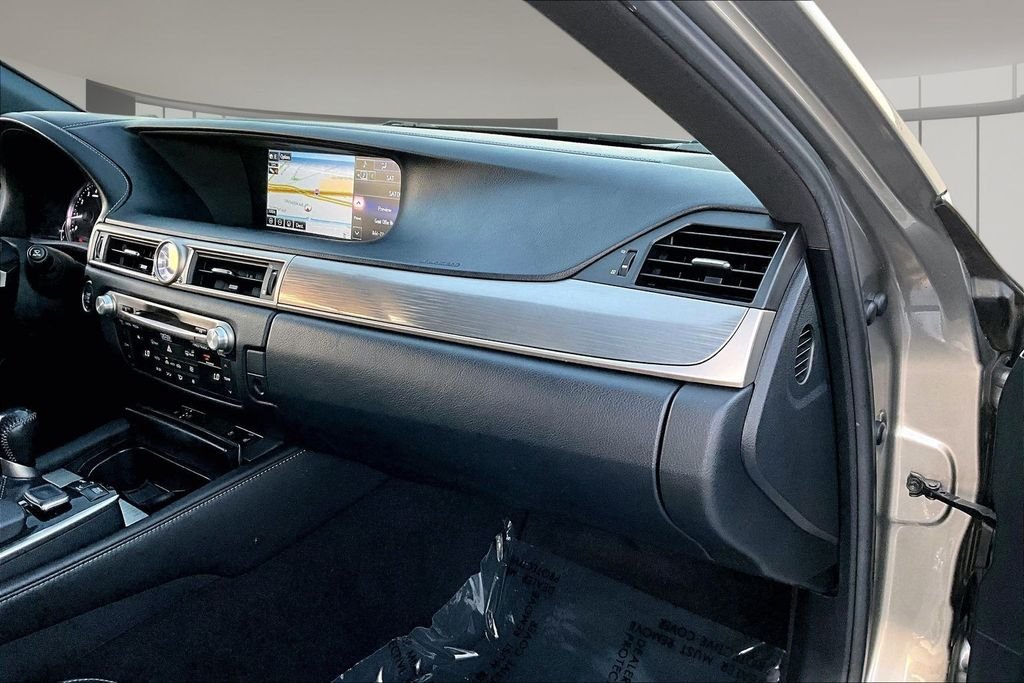 Used 2015 Atomic Silver Lexus 350 image 24