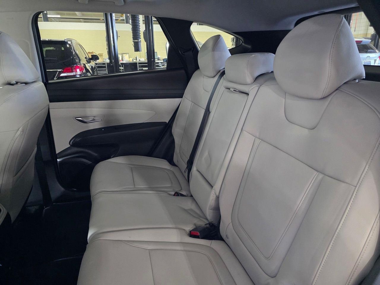 New 2026 Shimmering Silver Hyundai SEL Premium FWD image 14