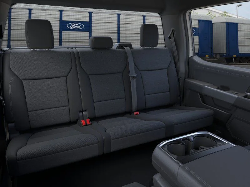 New 2026 Oxford White Ford XLT image 11