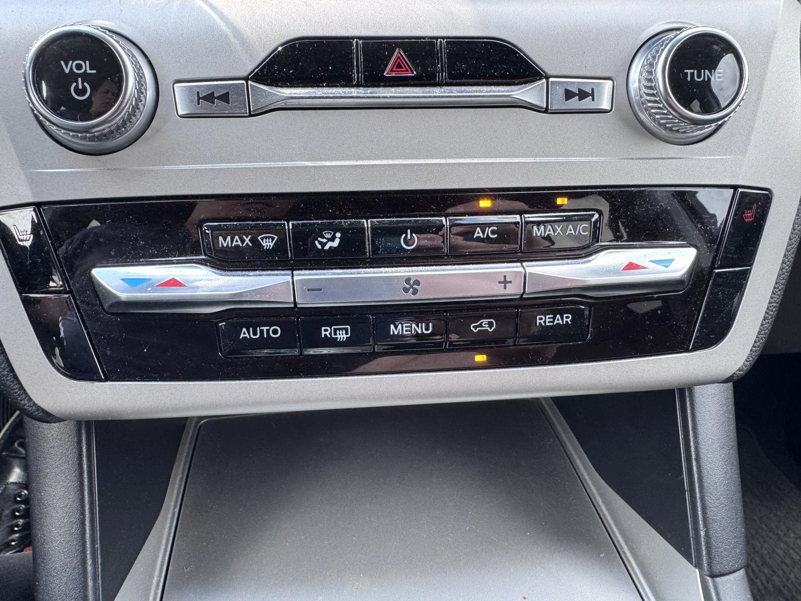 Used 2024 Carbonized Gray Ford XLT image 18