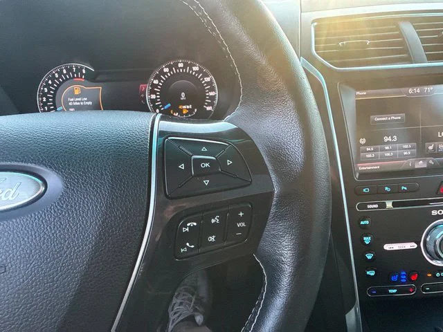 Used 2016 Black Ford Platinum image 26