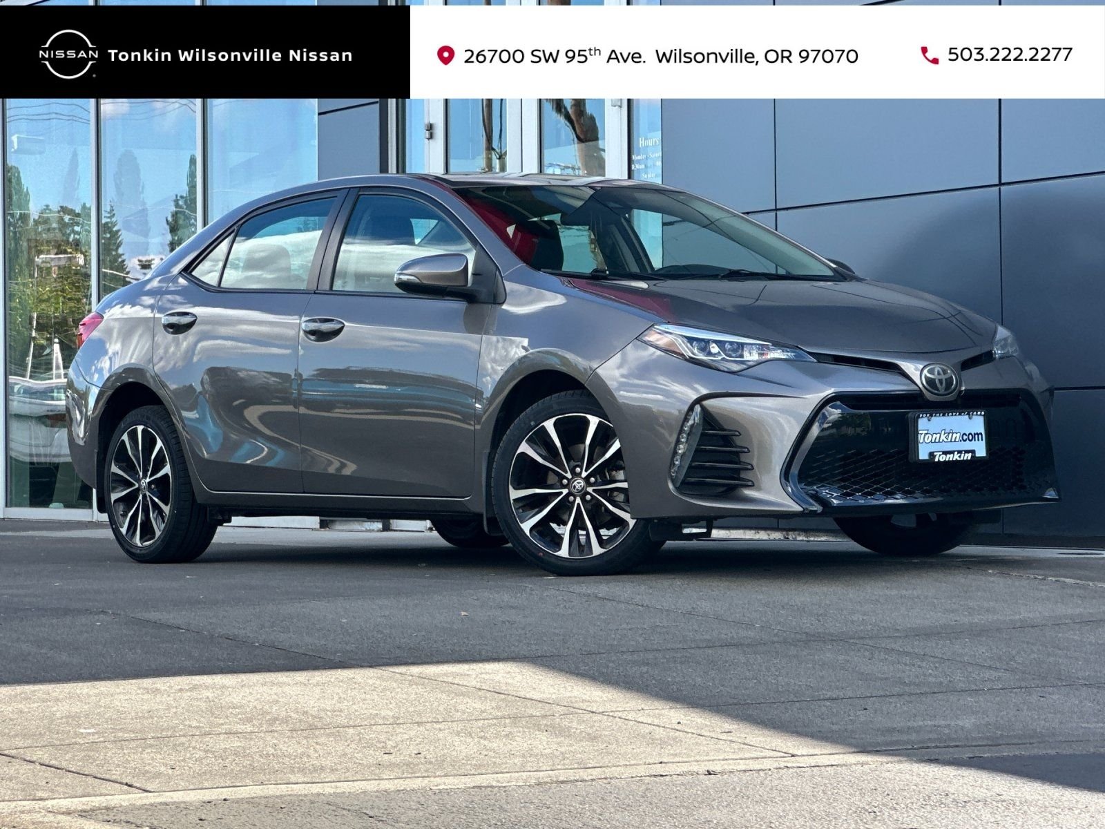 Used 2017 Gray Metallic Toyota SE image 1