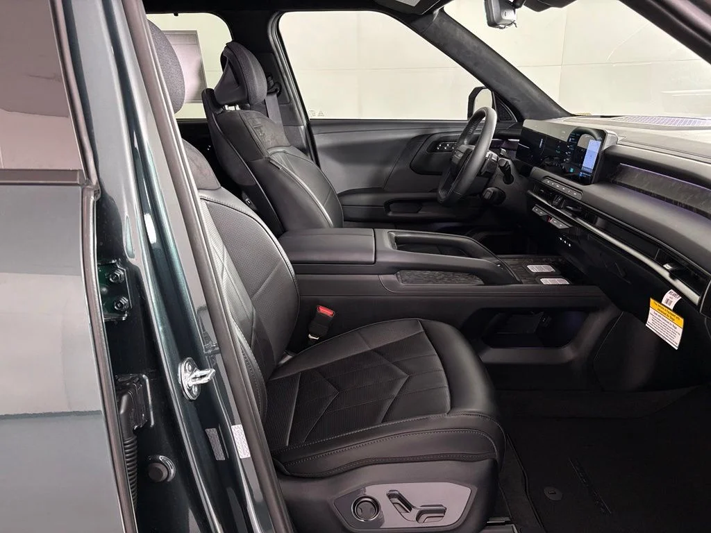 New 2027 Black Jade Green Kia X-Pro SX Prestige image 50