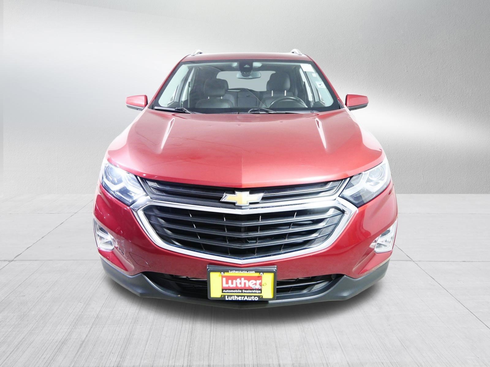 Used 2020 Chevrolet Equinox LT with VIN 2GNAXVEX6L6258514 for sale in Brooklyn Center, Minnesota