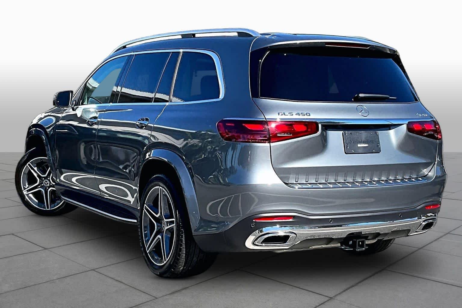 Used 2026 Selenite Grey Metallic Mercedes-Benz GLS 450 image 12