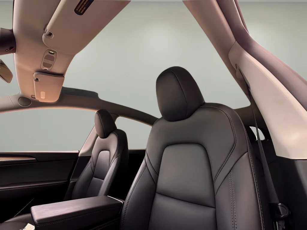 Used 2023 Black Tesla Standard Range image 19