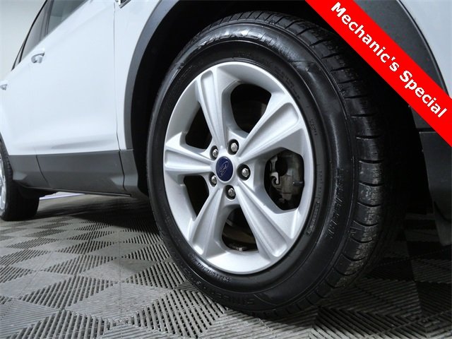 Used 2014 Ford Escape SE with VIN 1FMCU9G92EUD38098 for sale in Apple Valley, Minnesota