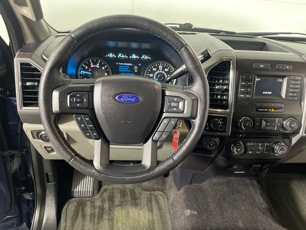 Used 2016 Blue Ford XLT image 13