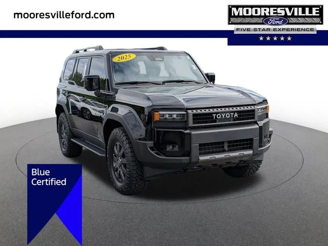 Used 2025 Black Toyota Base image 1