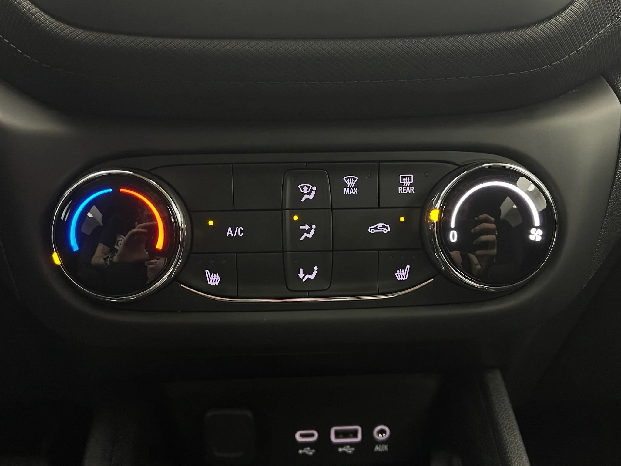 Used 2022 Mosaic Black Metallic Chevrolet LT image 24