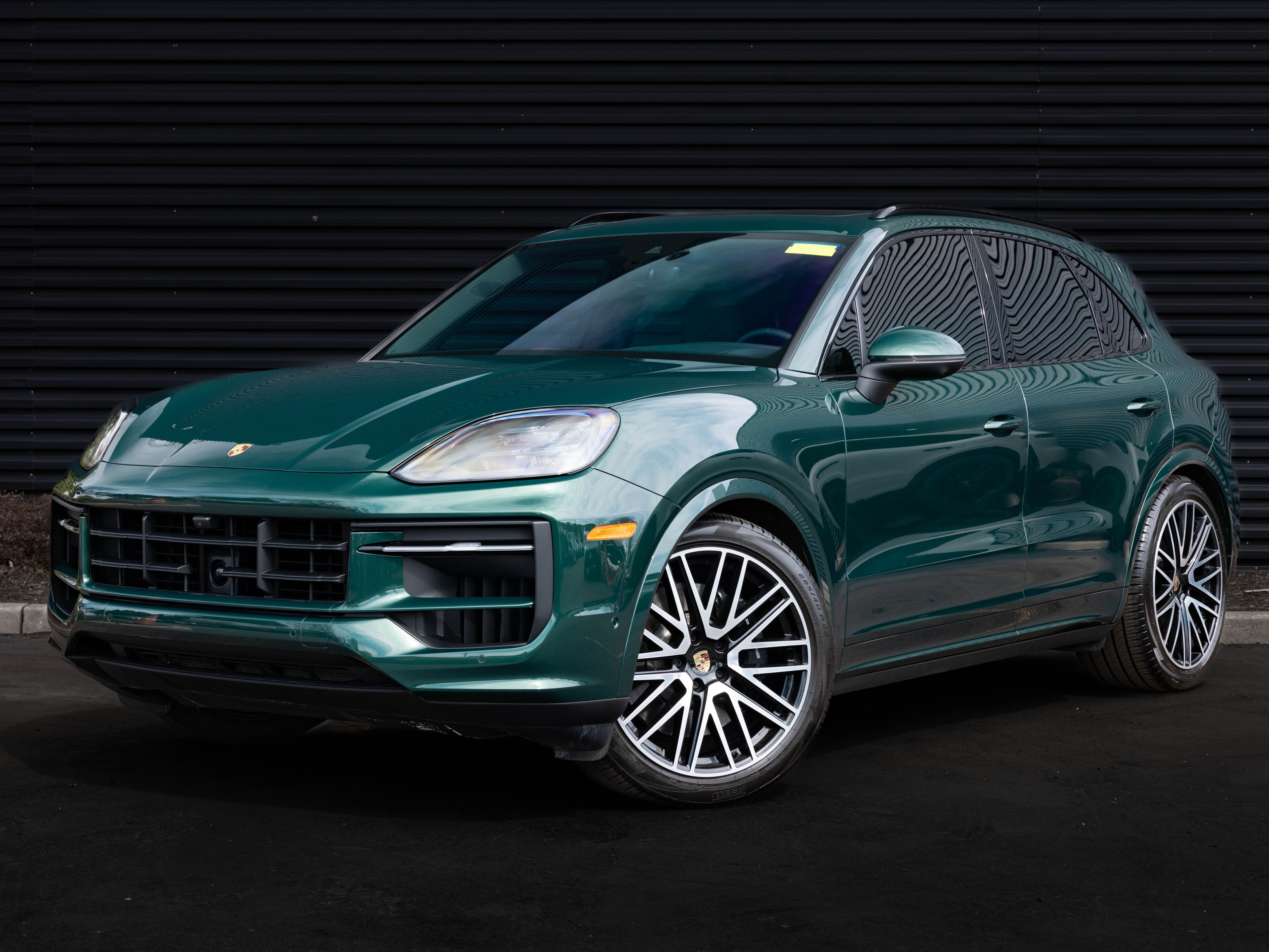 2024 Porsche Cayenne S