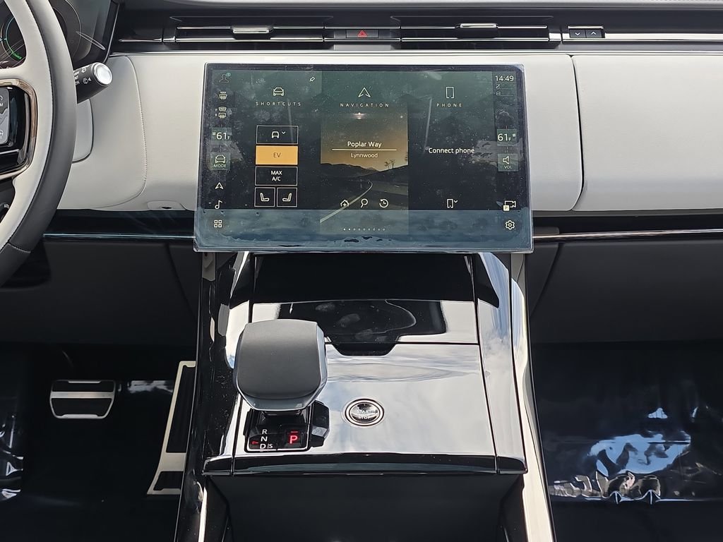 New 2026 Beige Land Rover Dynamic SE image 20