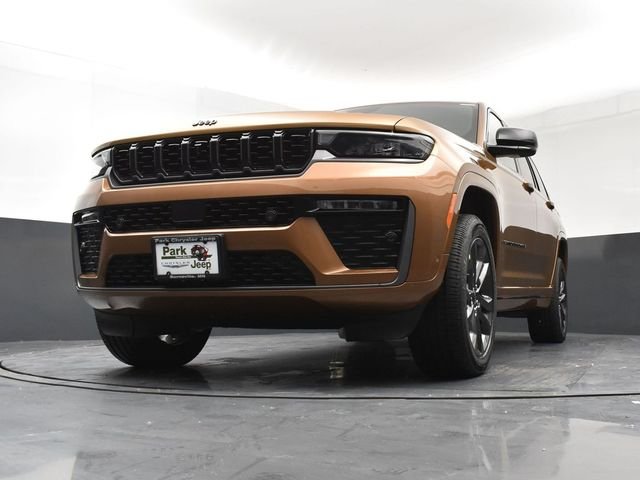 New 2026 Copper Shino Metallic Clear-Coat Exterior Paint Jeep Limited Reserve image 20