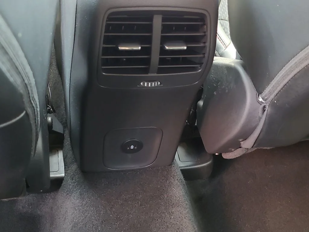 Used 2025 Gray Ford ST-Line image 18